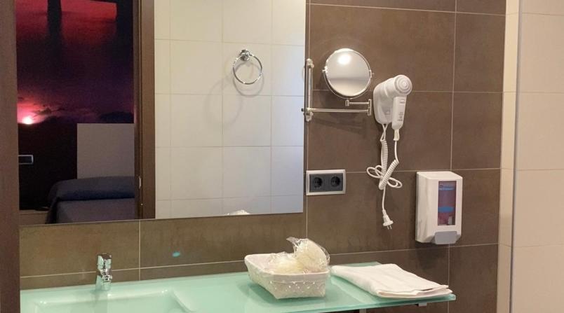 Pulgar Hotel-Asador Montes Oretanos מראה חיצוני תמונה