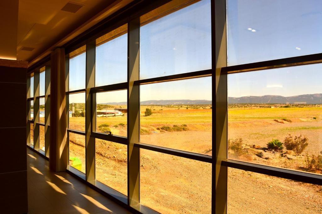 Pulgar Hotel-Asador Montes Oretanos מראה חיצוני תמונה