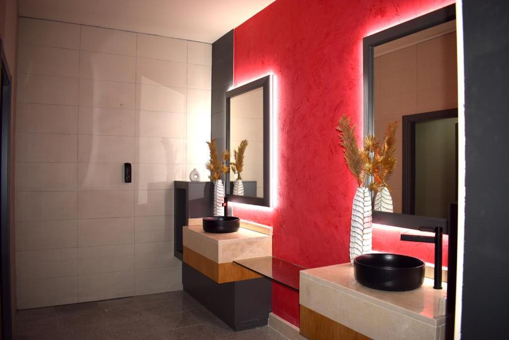 Pulgar Hotel-Asador Montes Oretanos מראה חיצוני תמונה