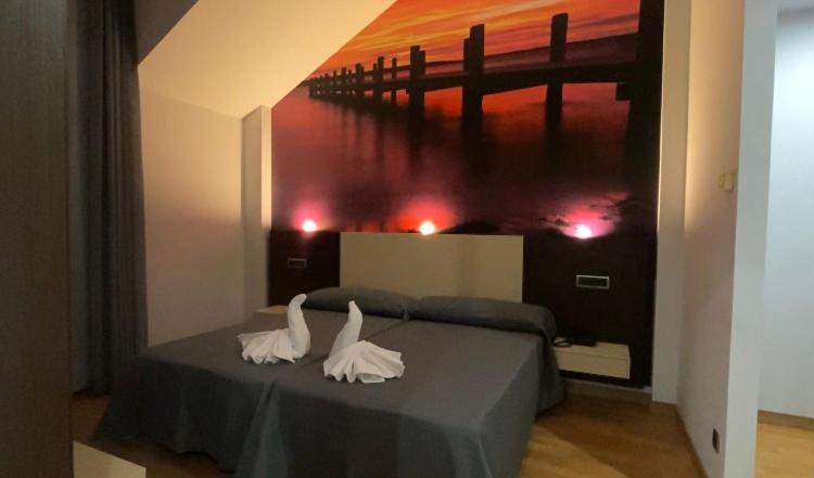 Pulgar Hotel-Asador Montes Oretanos מראה חיצוני תמונה