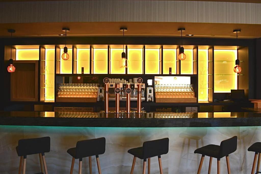 Pulgar Hotel-Asador Montes Oretanos מראה חיצוני תמונה