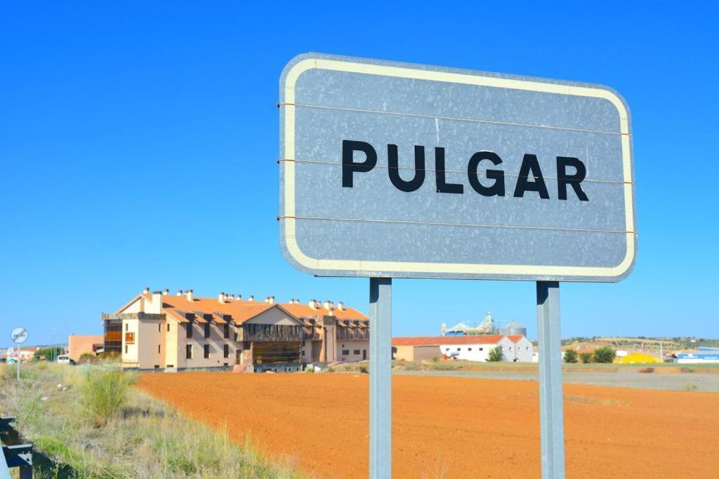 Pulgar Hotel-Asador Montes Oretanos מראה חיצוני תמונה
