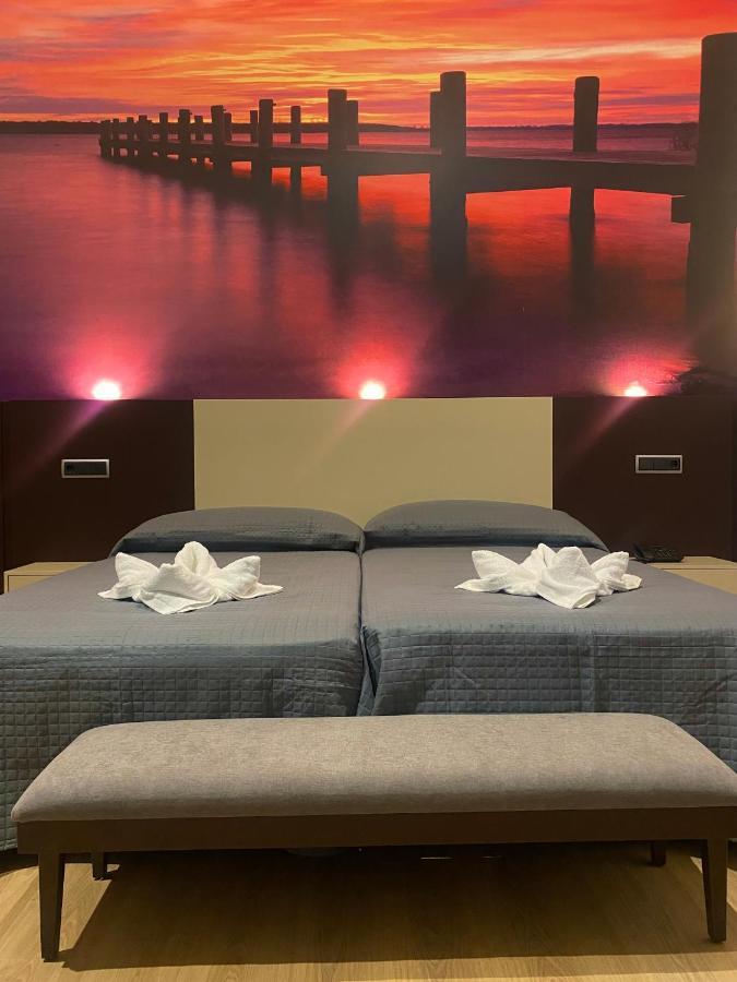 Pulgar Hotel-Asador Montes Oretanos מראה חיצוני תמונה