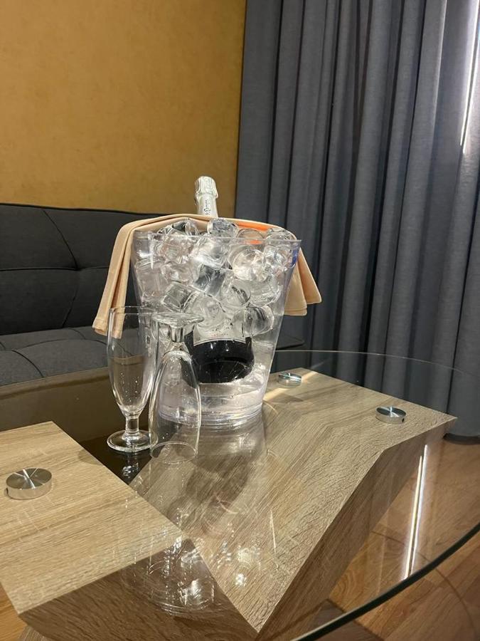 Pulgar Hotel-Asador Montes Oretanos מראה חיצוני תמונה