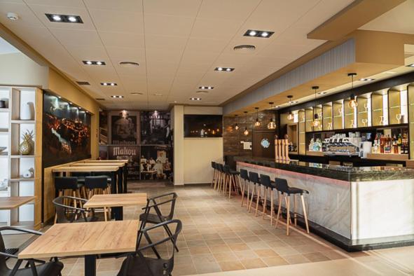 Pulgar Hotel-Asador Montes Oretanos מראה חיצוני תמונה